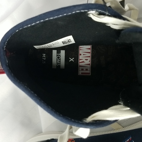 TOMS X MARVEL NAVY TRAVEL LITE HIGH TOP SNEAKER SIZE 7.5 MENS - Picture 8 of 9